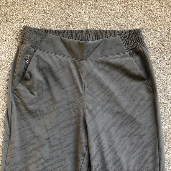 ATHLETA BROOKLYN TEXTURED JOGGERS PANTS CAMO GREEN SIZE 8 - Picture 6 of 10